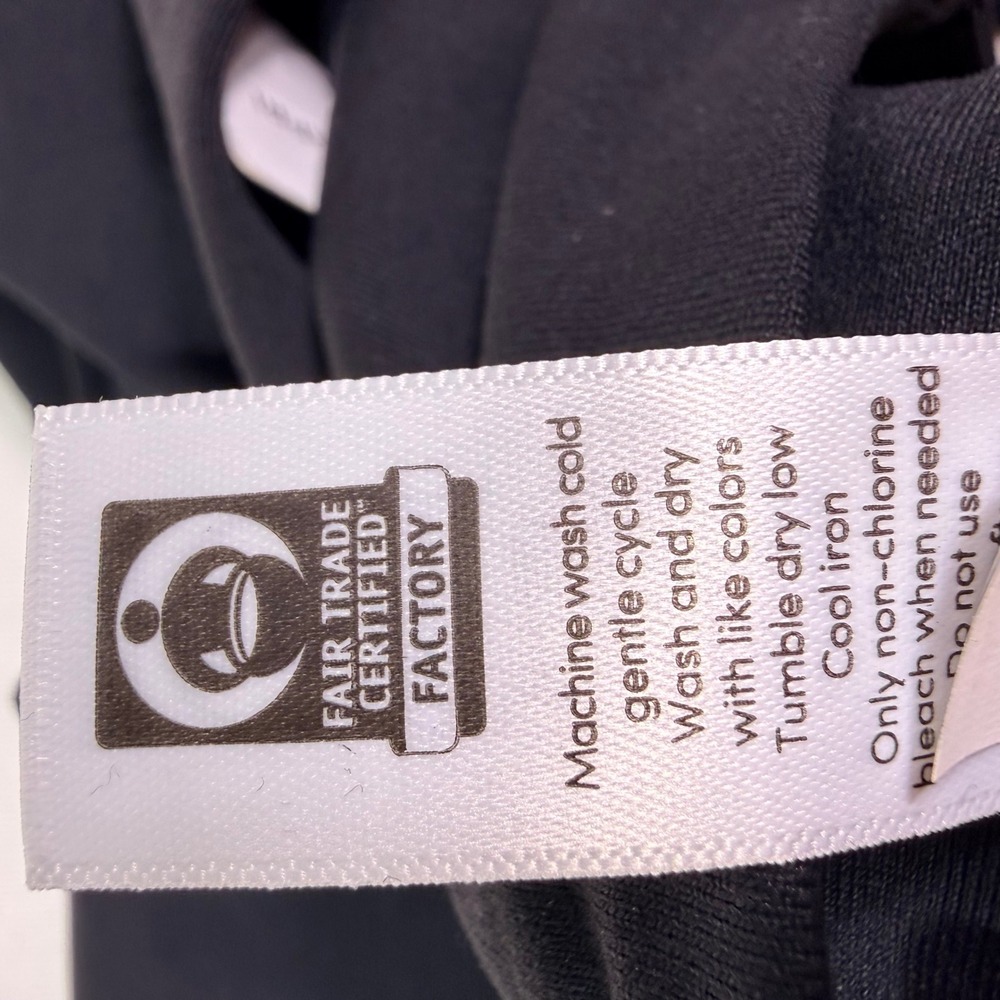 Athleta Chaturanga Capri XS Black High Rise Wicking Activewear Leggings 816130 - Picture 5 of 13